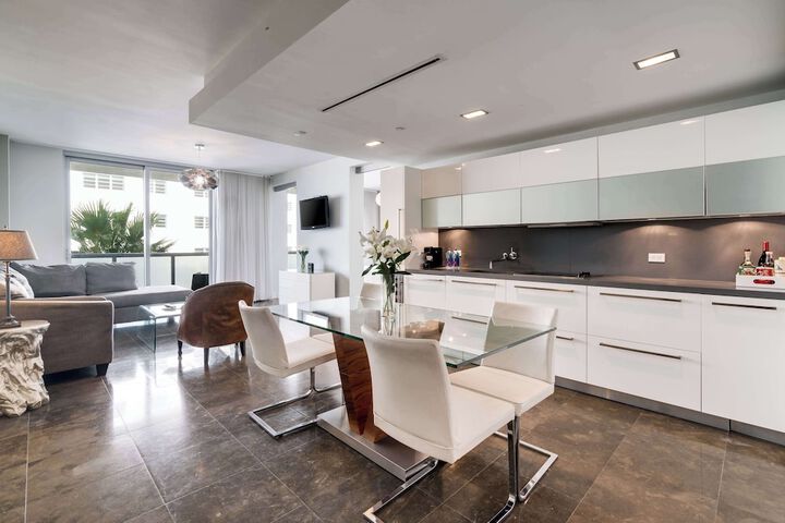 Private kitchenette