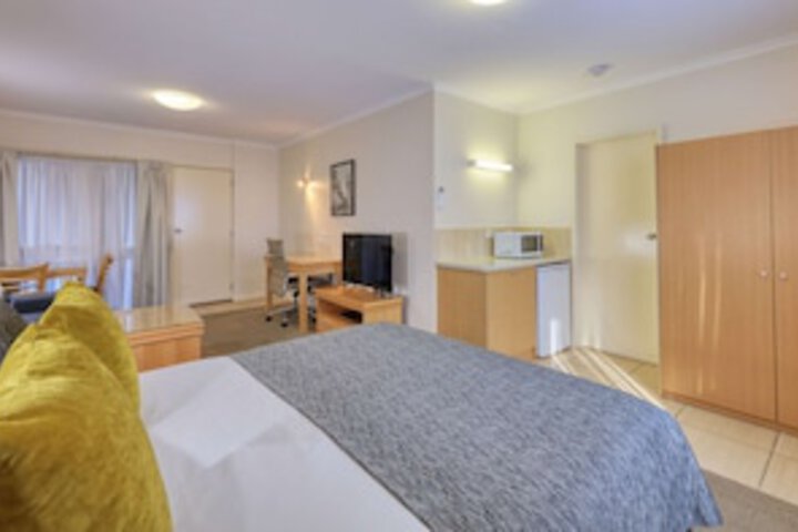 Room 37 of 138