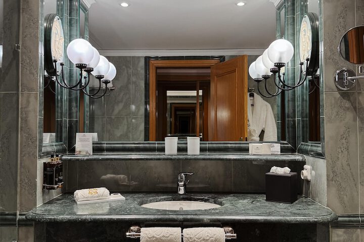 Bathroom Interior Photo