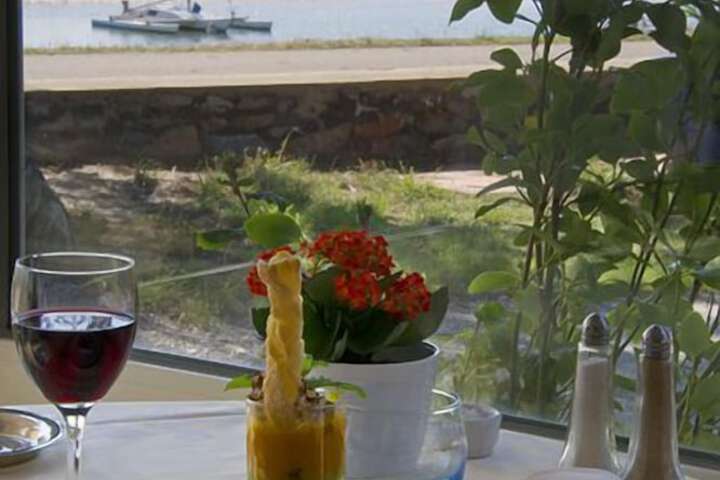 Dining Photos