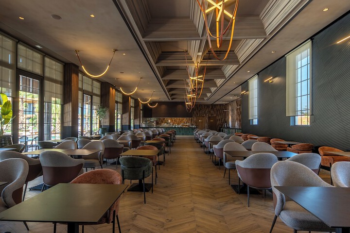 Dining 76 of 117