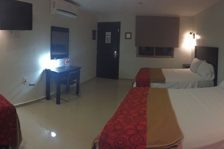 Room 21 of 40
