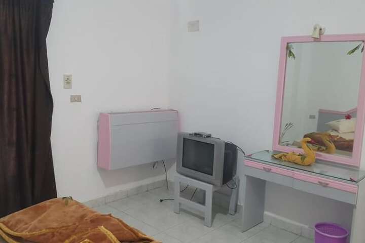 Room 14 of 17
