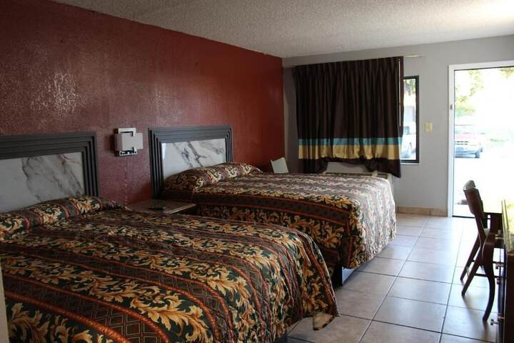 Room 7 of 20