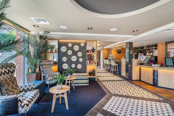 Lobby Entry