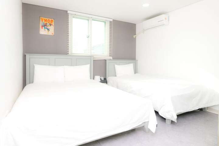 Room 22 of 55