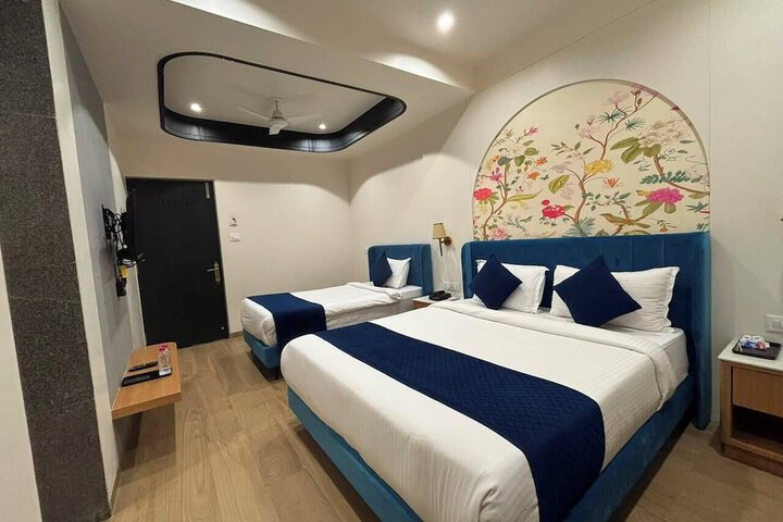 Room 63 of 121