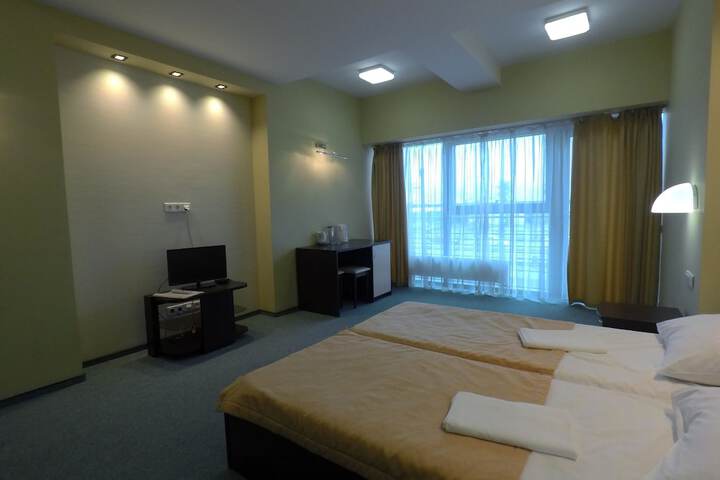 Room 7 of 50