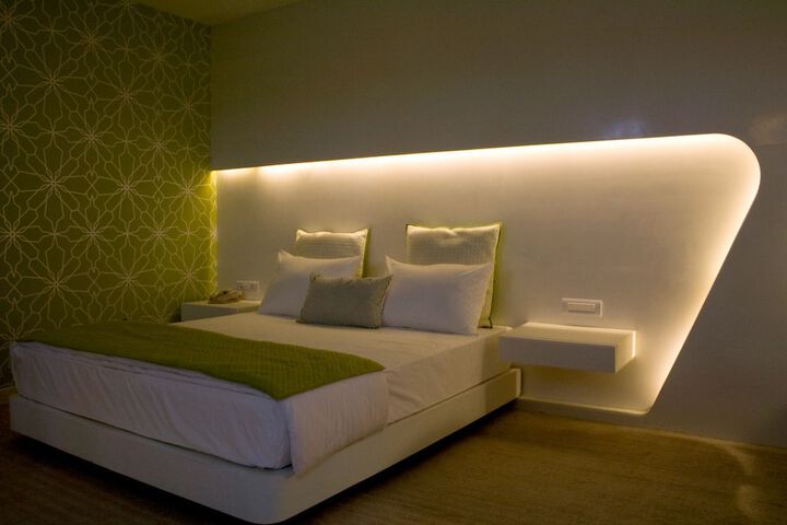 Room 14 of 47