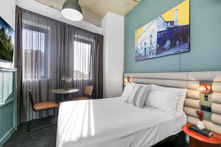 Room 10 of 57
