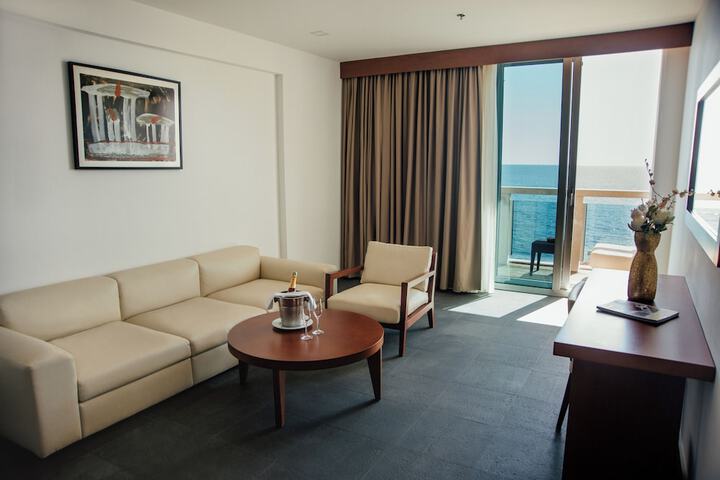 Room 47 of 114