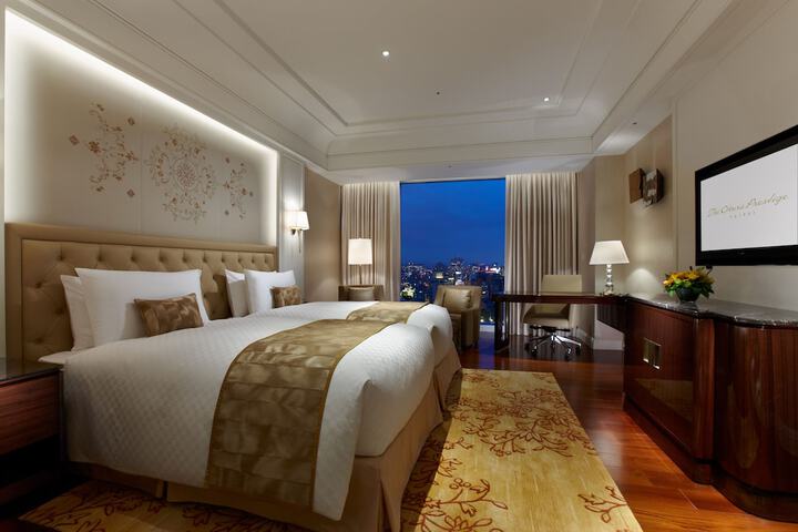 Room 8 of 63