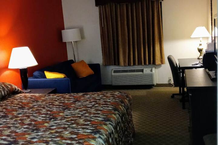 Room 13 of 51