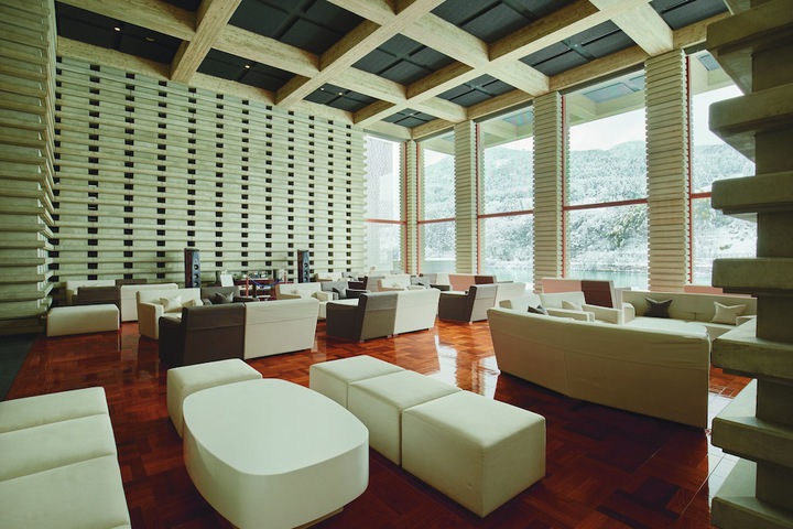 Lobby Entry
