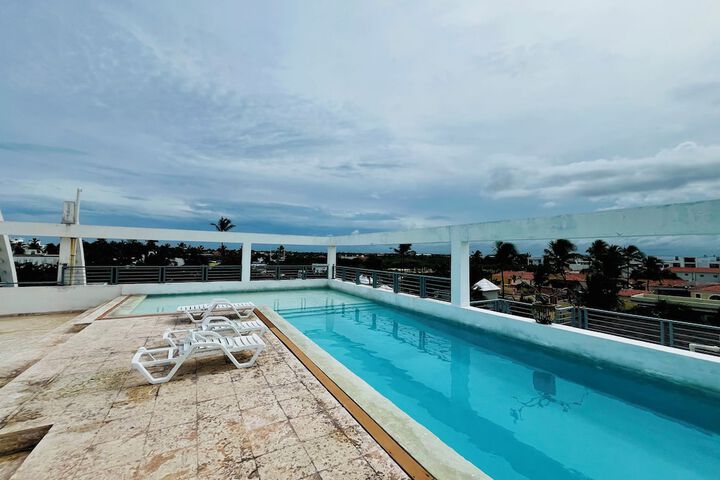 Pool 53 of 64