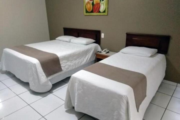 Alcacer Hotel