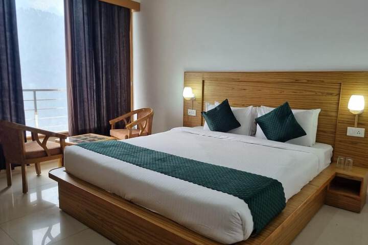 Room 6 of 29