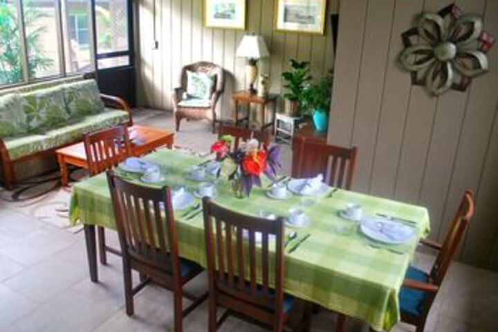 Breakfast/Coffee Service 4 of 24