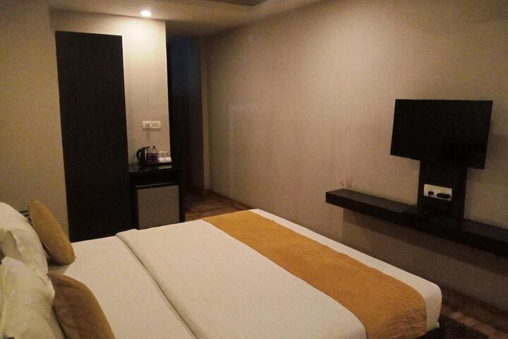 Room 22 of 46