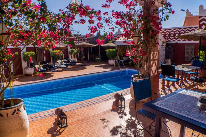 Hotel Pool