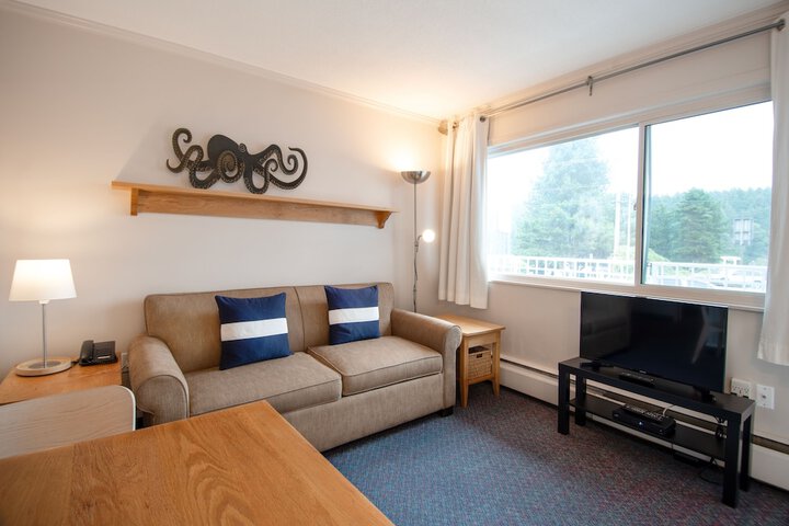 Room 21 of 30