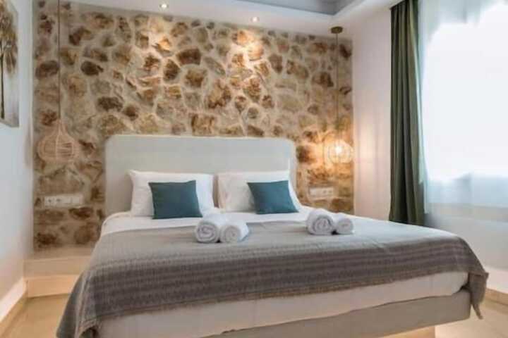 Naxos Grand Hotel