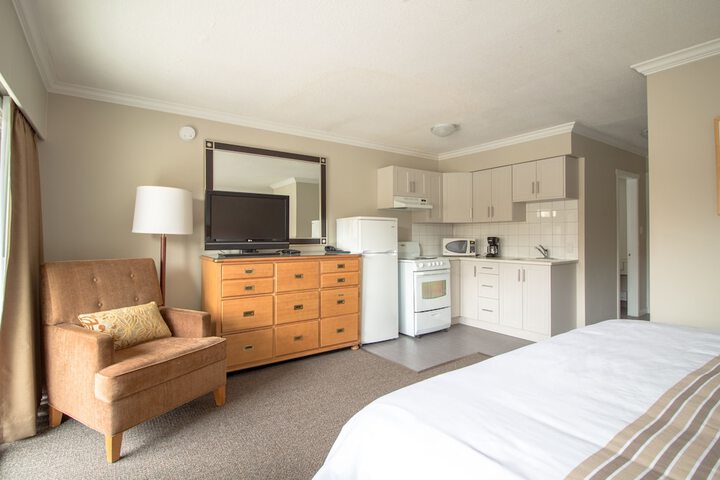 Room 7 of 37