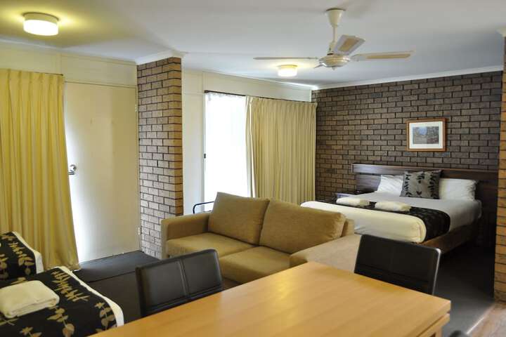 Room 22 of 42