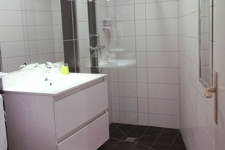 Room 35 of 52