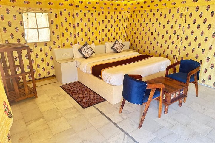 Room 5 of 52