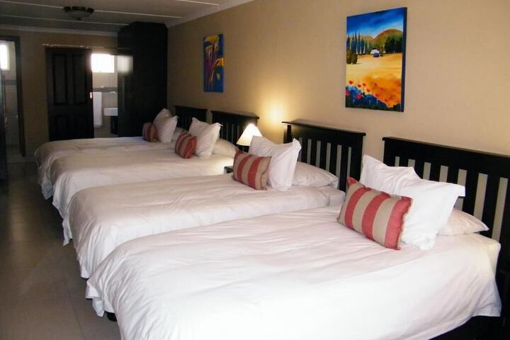 Room 17 of 61