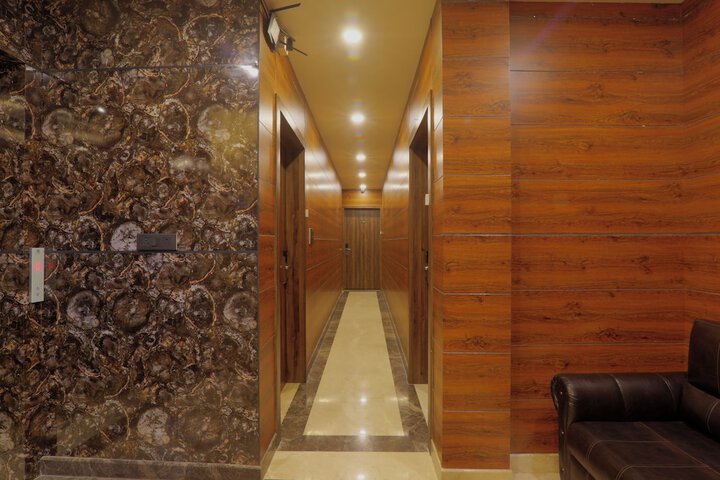 Hotel Interior 5 of 38