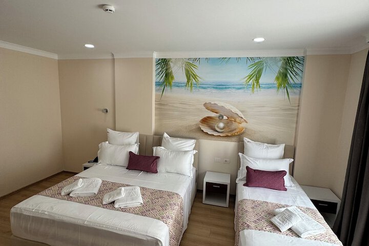 Room 74 of 191