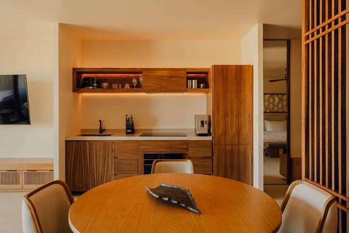 Room 42 of 180