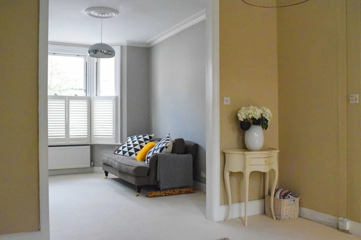 3 Bedroom Family House With a Superb Kitchen & Garden