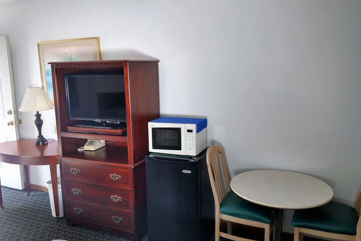 Room 18 of 32