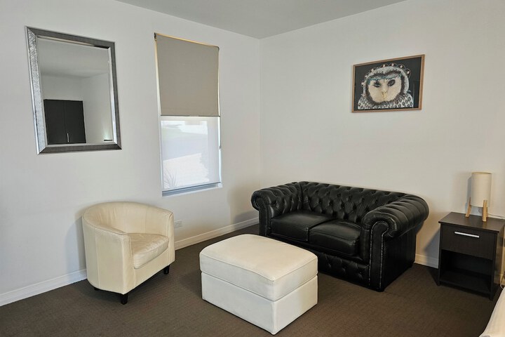 Room 30 of 84