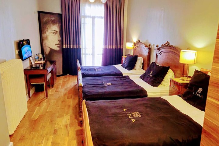 Room 26 of 81