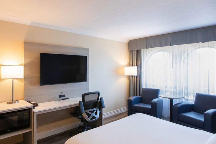 In-room business center