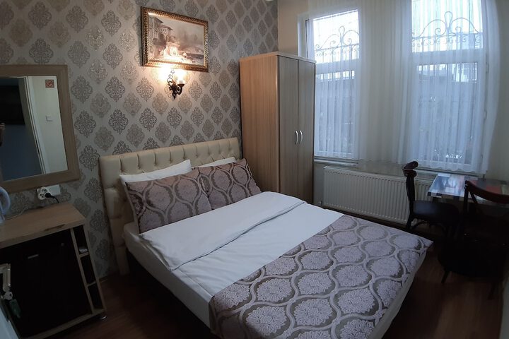 Room 22 of 123