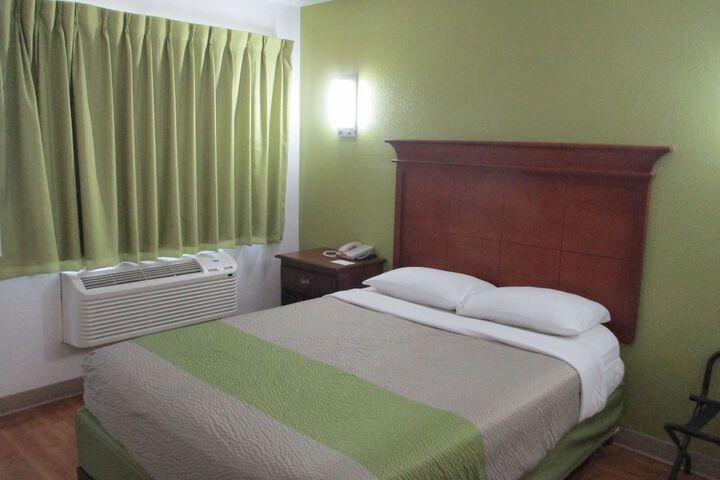 Room 16 of 55