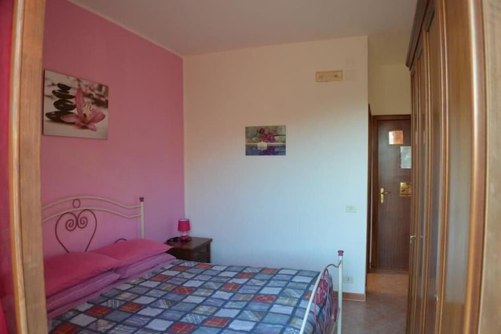 Room 10 of 15