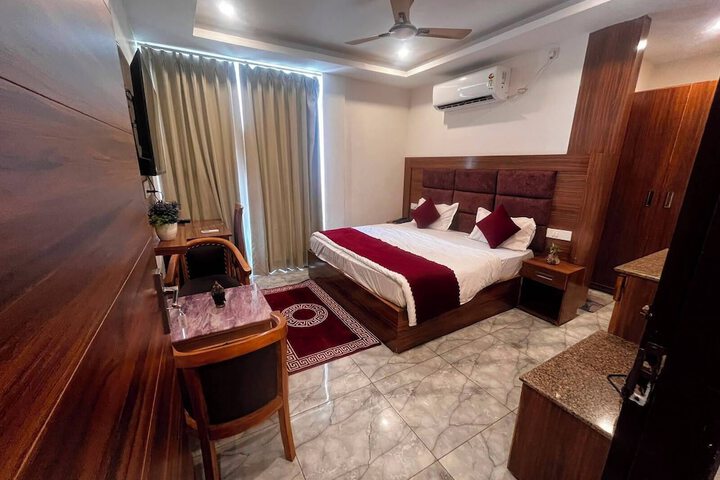 Room 20 of 46