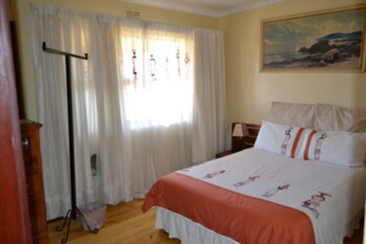 Room 7 of 17