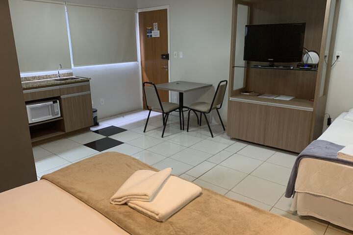 Room 9 of 128