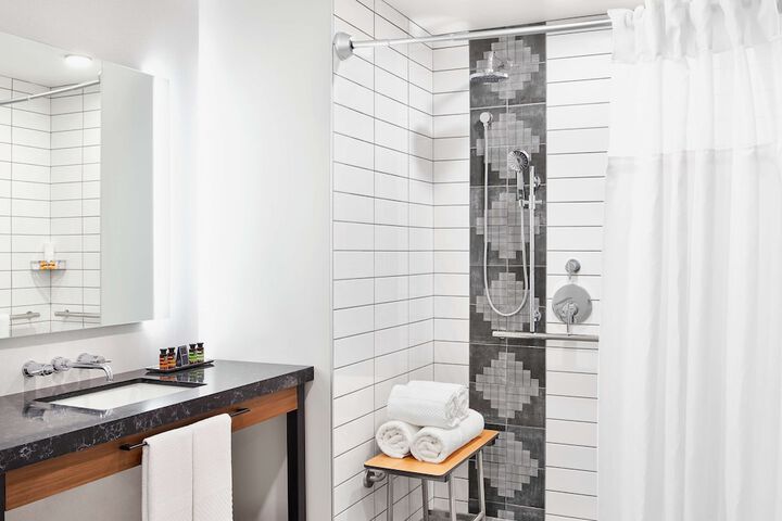 Bathroom shower