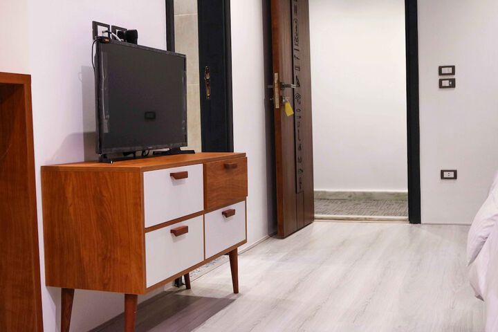 Room 9 of 135