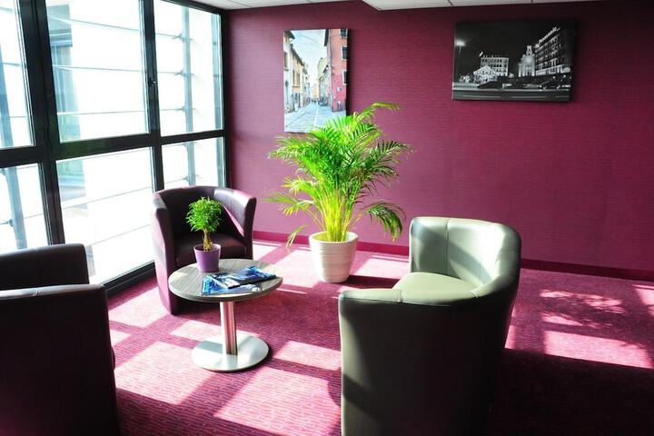 Hotel Lobby