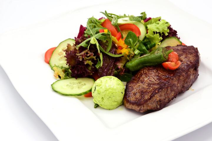 Dining 57 of 76
