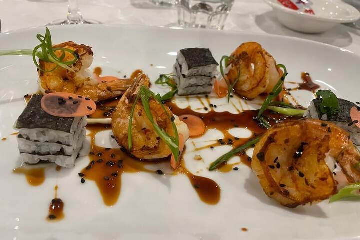 Dining 42 of 65